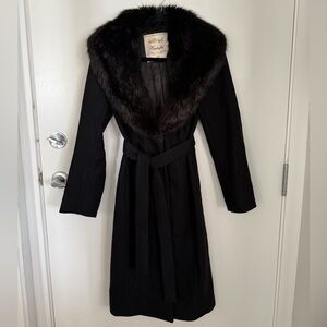 Aritzia Wilfred Waldorf Coat, Black